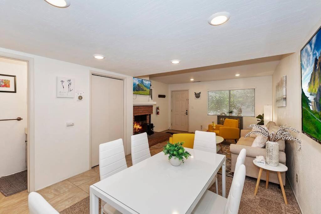 Snowy Pines Summit Villa บิ๊กแบร์เลค ภายนอก รูปภาพ